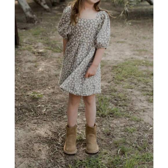 RYLEE + CRU Other - NEW RYLEE + CRU girl's brea dress in blue ditsy